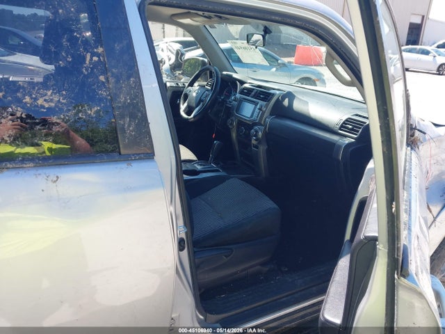 Toyota 4Runner Sr5