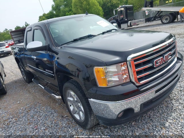 Salvage GMC Sierra 1500 Image