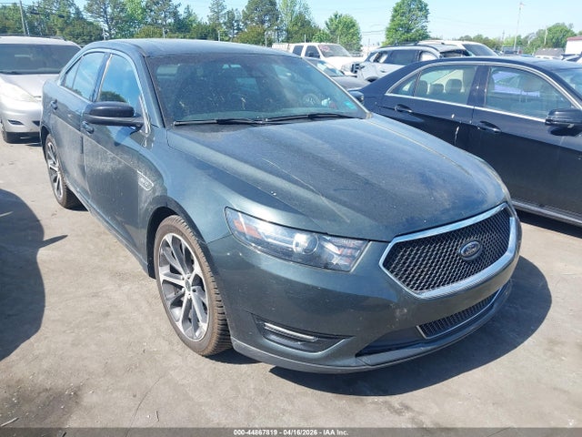 Salvage Ford Taurus Image