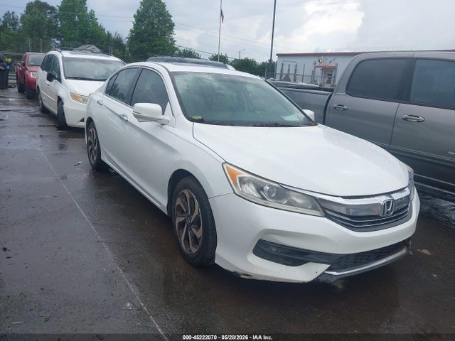 Salvage Honda Accord Image