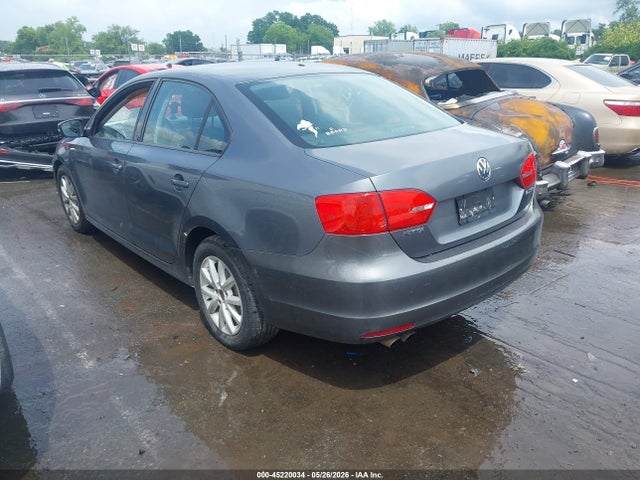 Volkswagen Jetta 2.5l Se