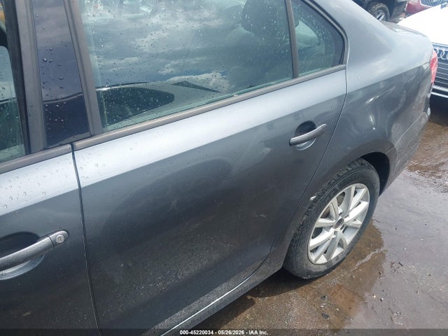 Volkswagen Jetta 2.5l Se
