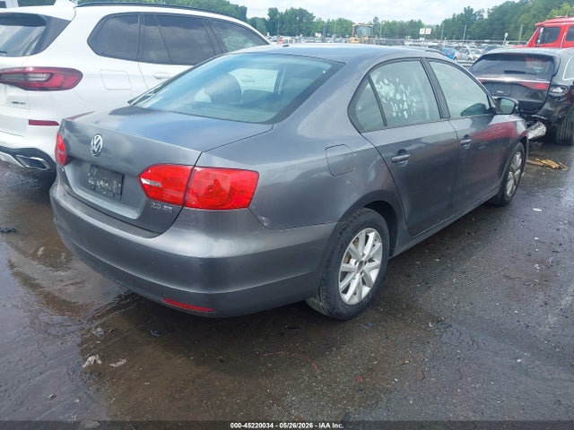 Volkswagen Jetta 2.5l Se