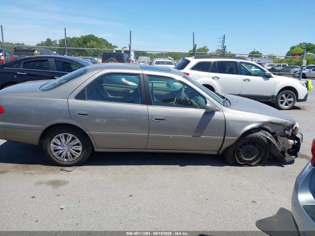 Toyota Camry Le
