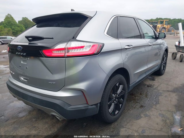 Ford Edge Titanium