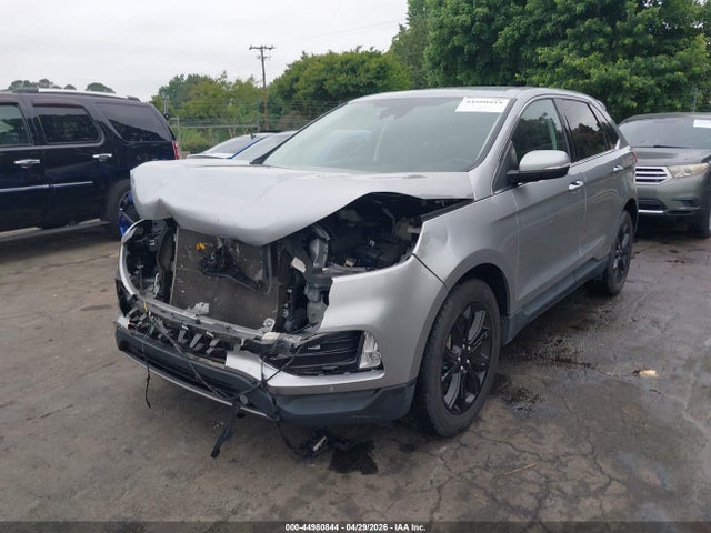 Ford Edge Titanium