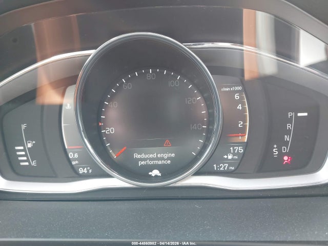 Volvo V60 Cross Country T5 Platinum