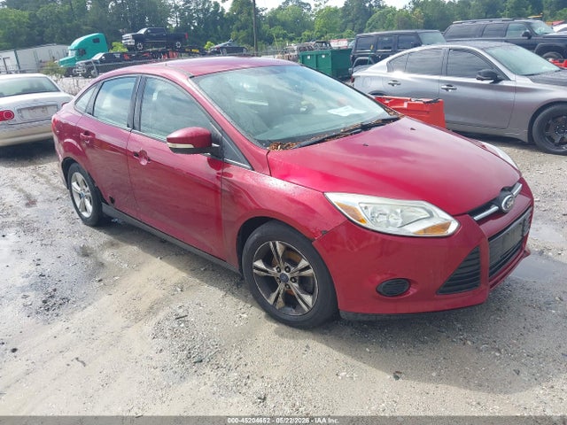 Salvage Ford Focus Image