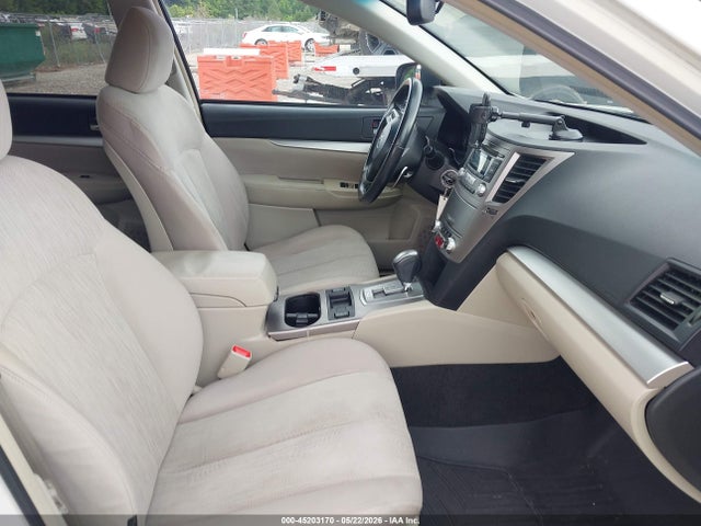 Subaru Outback 2.5i Premium