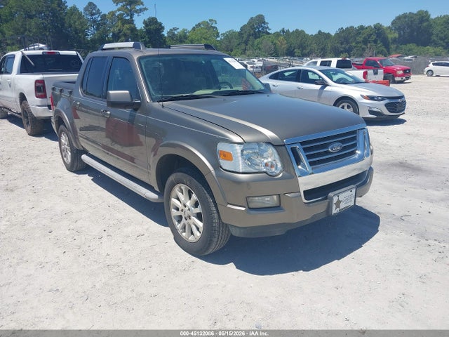 Salvage Ford Explorer Image