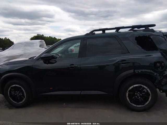 Nissan Pathfinder Rock Creek 4wd