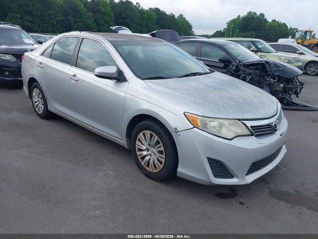 Salvage Toyota Camry Image