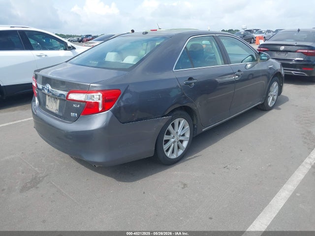 Toyota Camry Xle