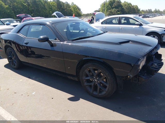 Salvage Dodge Challenger Image