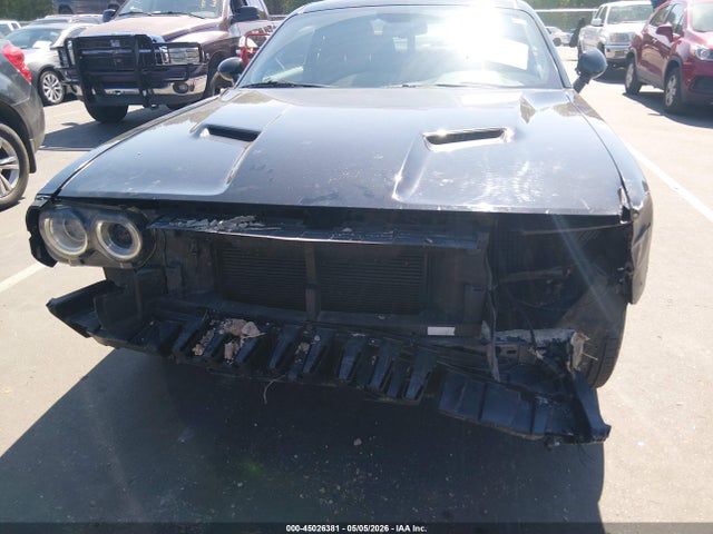 Dodge Challenger Sxt