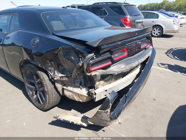 Dodge Challenger Sxt