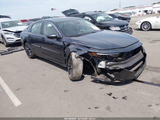 Salvage Honda Accord Image