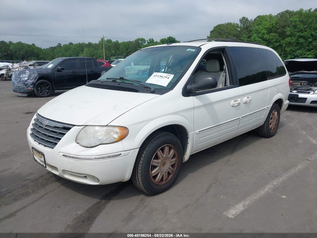 Chrysler Town & Country Limited