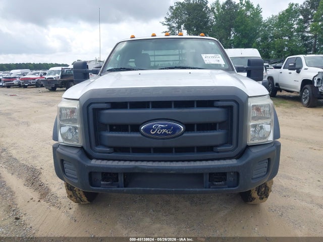 Ford F-550 Xl