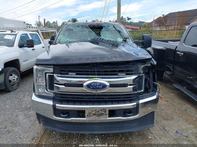 Ford F-350 Xl