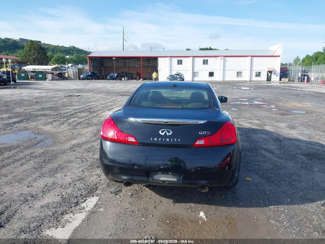 INFINITI G37 Journey