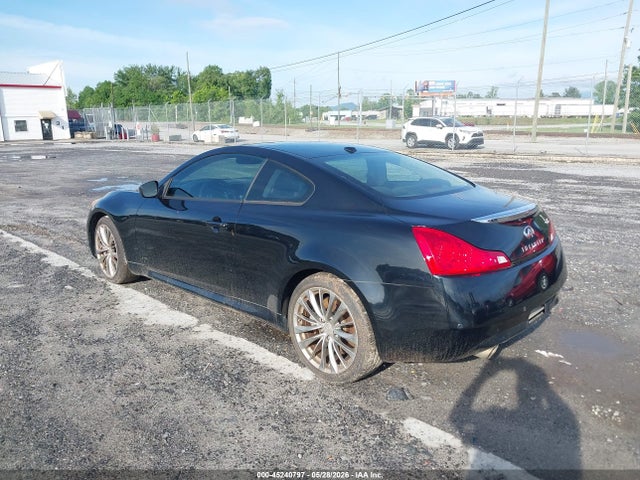 INFINITI G37 Journey