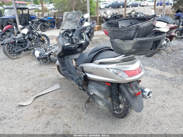 Yamaha Yp400