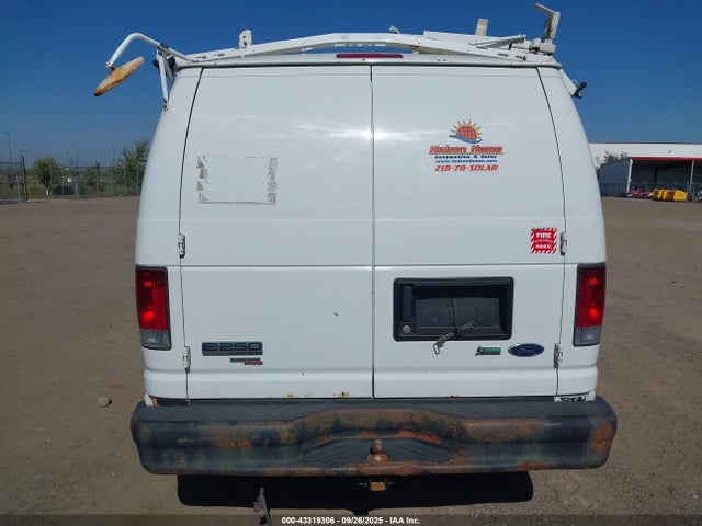 Ford E-250 Commercial