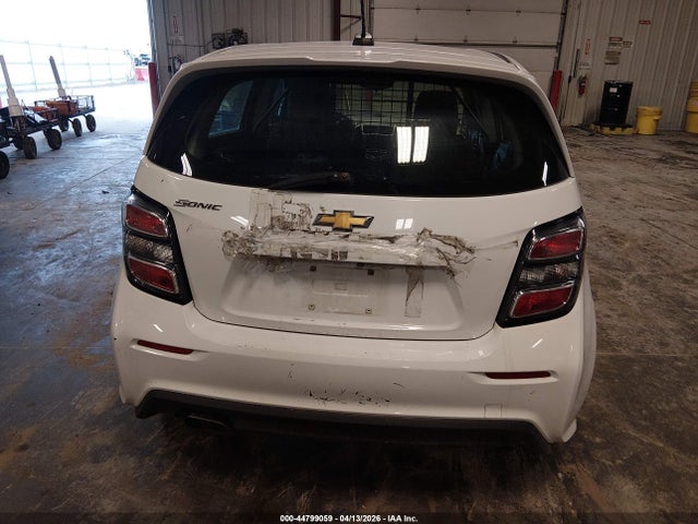 Chevrolet Sonic Lt Auto