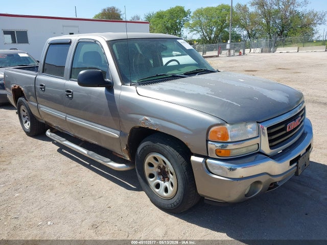Salvage GMC Sierra 1500 Image