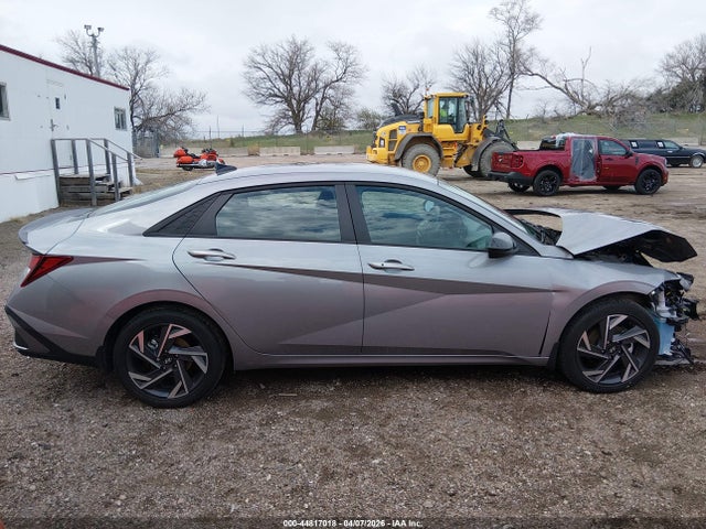 Hyundai ELANTRA Sel Sport