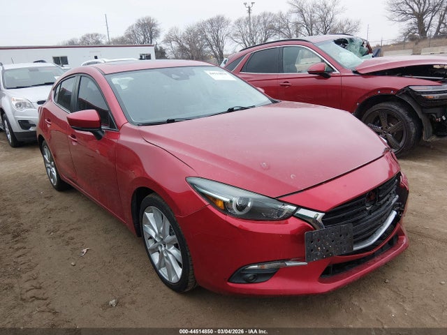 Salvage Mazda Mazda3 Image
