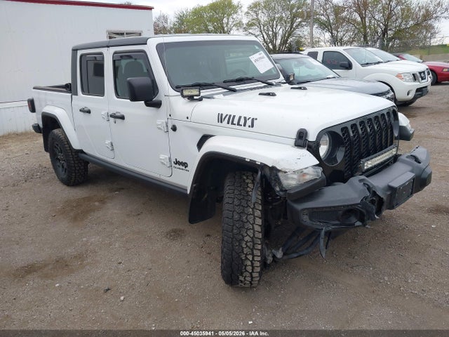 Salvage Jeep Gladiator Image