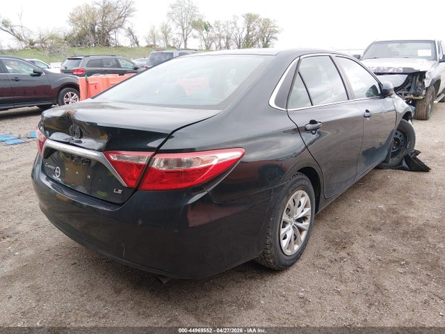 Toyota Camry Le