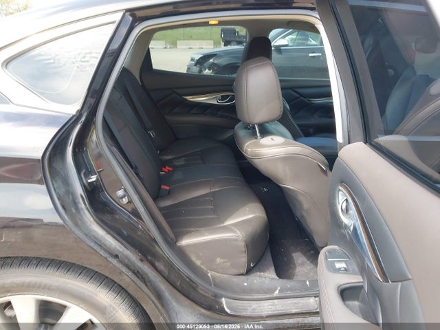 INFINITI M37
