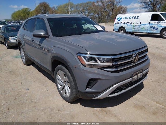 Salvage Volkswagen Atlas Image