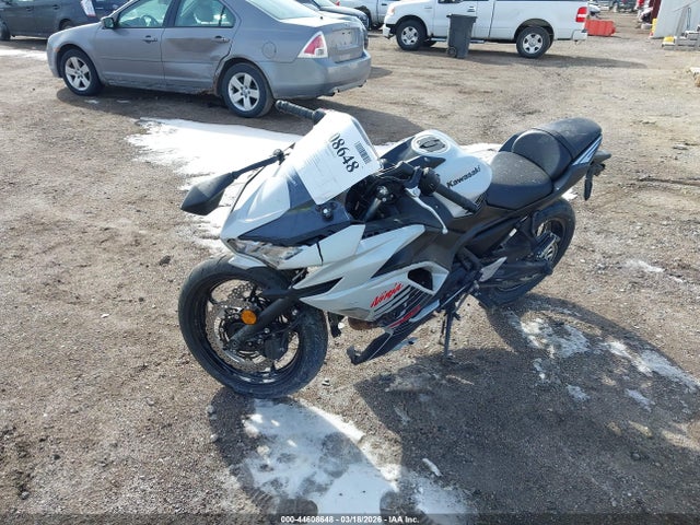 Kawasaki Ex650 P