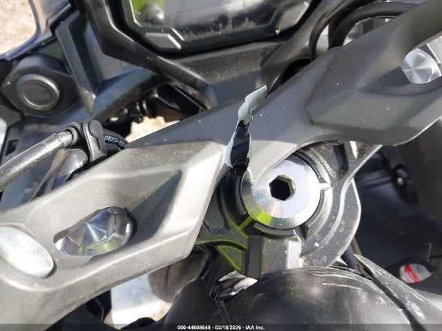 Kawasaki Ex650 P