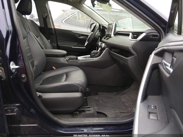 Toyota RAV4 Xle Premium