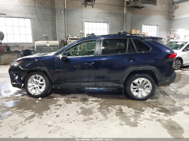 Toyota RAV4 Xle Premium