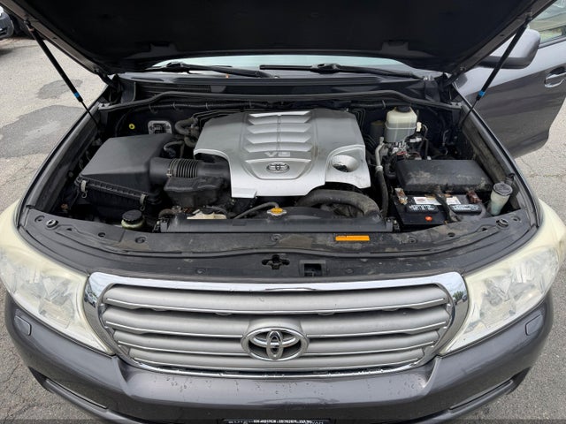 Toyota Land Cruiser V8