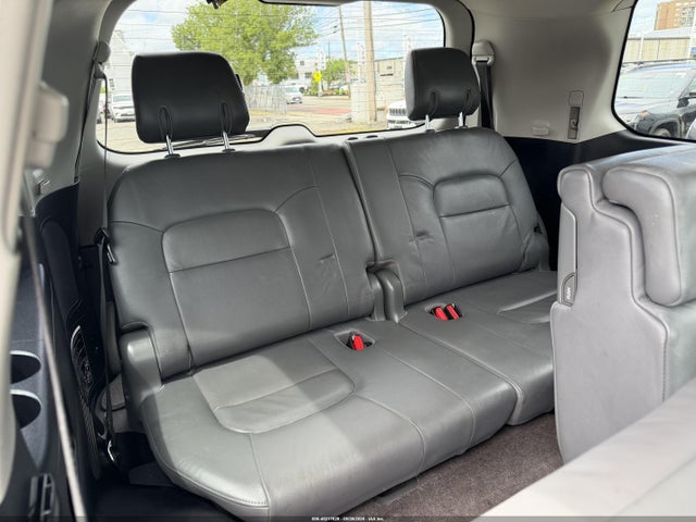 Toyota Land Cruiser V8