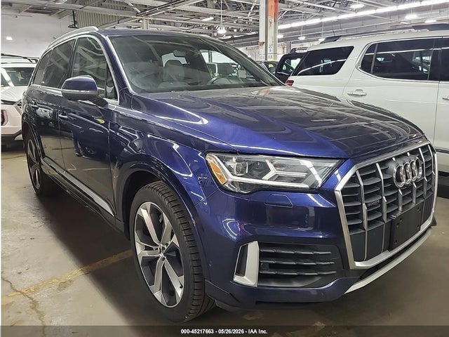Salvage Audi Q7 Image