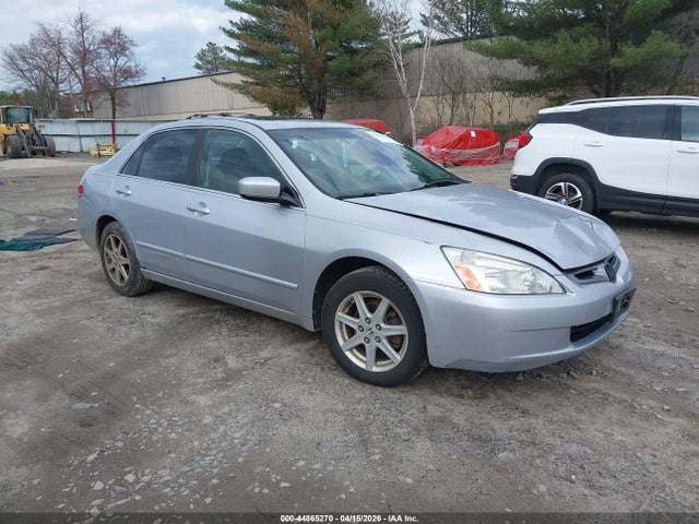 Salvage Honda Accord Image
