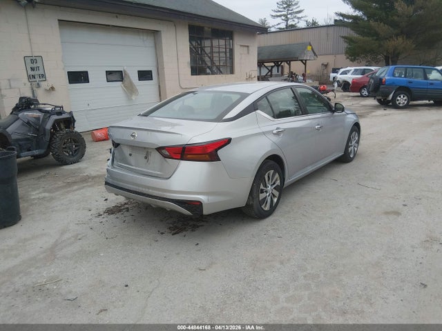 Nissan Altima S Fwd