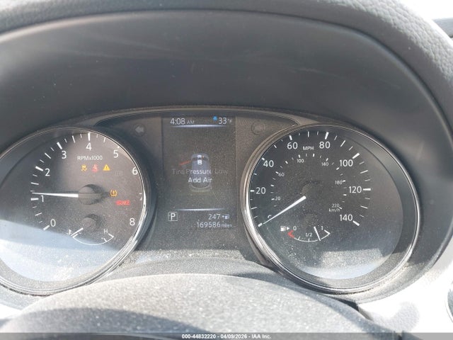 Nissan Rogue Sv