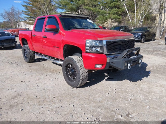 Salvage Chevrolet Silverado 1500 Image