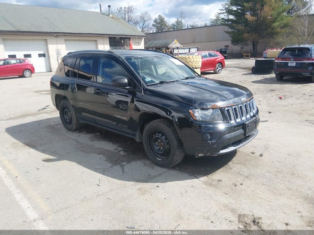 Salvage Jeep Compass Image