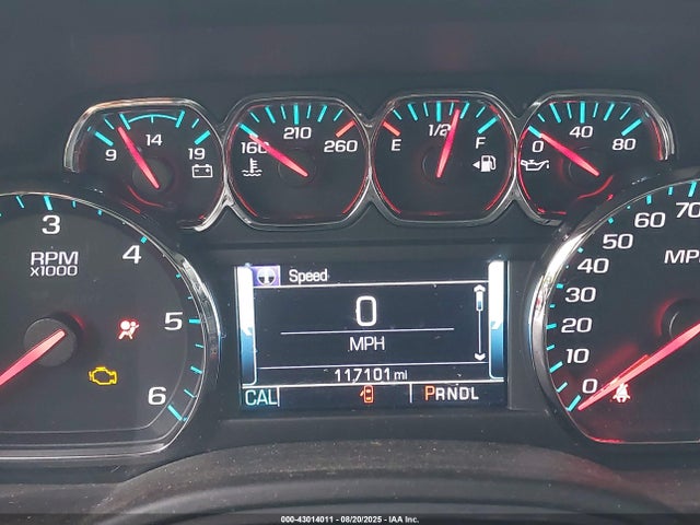 Chevrolet Suburban Lt
