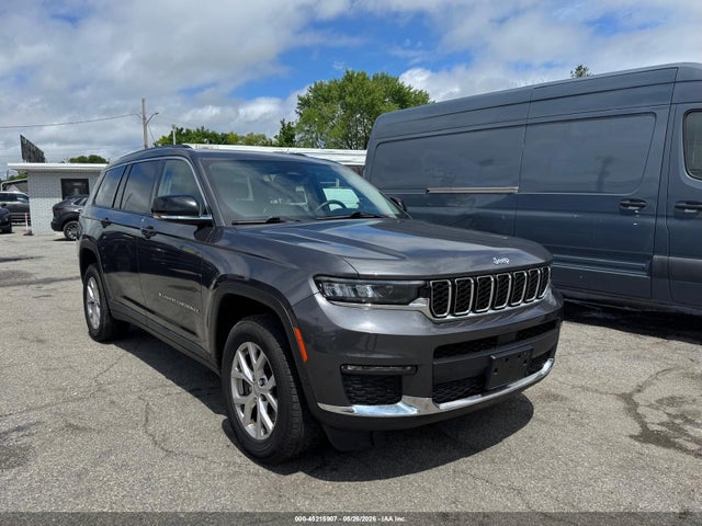 Salvage Jeep Grand Cherokee Image